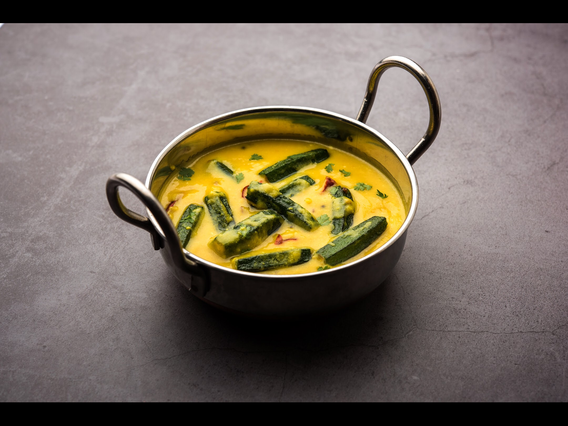 Curry vegano de okra